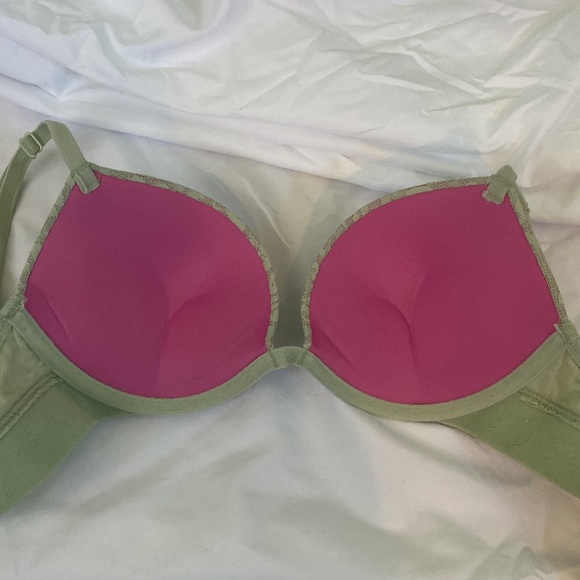 Victoria’s secret PINK Wear Everywhere Super Push Up Bra LightGreen Leopard Lace - Picture 2 of 3